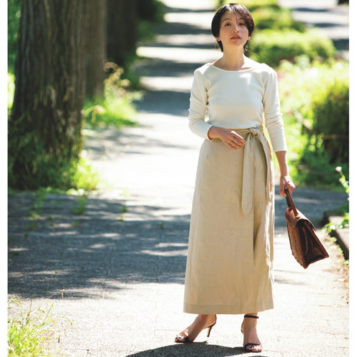 スタイリスト福田麻琴さん 12closet おしゃれ見え保証の夏のお助け服 これです Happy Plus Voice