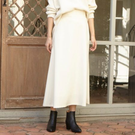 冬もやっぱり白が好き！／今の季節に映える、『明るさと可愛さ』が 