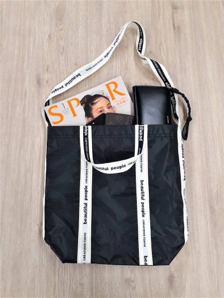 beautiful people 
(ビューティフルピープル)
sail cloth logo tape shoulder bag
￥15,400