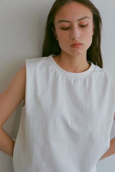 CASA FLINE【YANUK×CASA FLINE】Organic cotton タックボックスTシャツ ￥12,100　WHITE