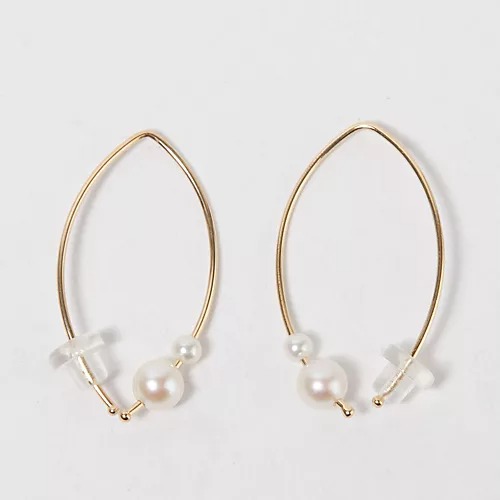 MIZUKI
Small Double Pearl Open Marquis Earrings
￥53,900