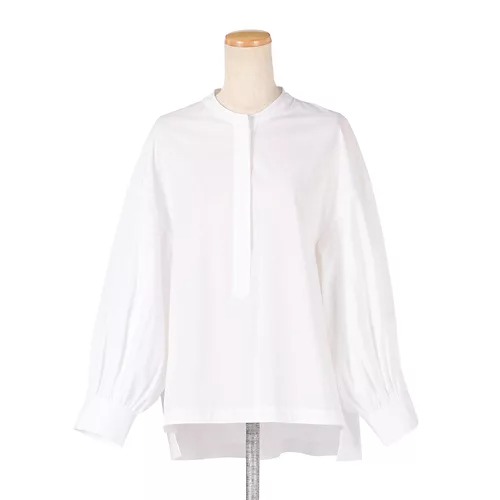 SINME×eclat
袖ボリュームシャツ
￥27,500　ホワイト
