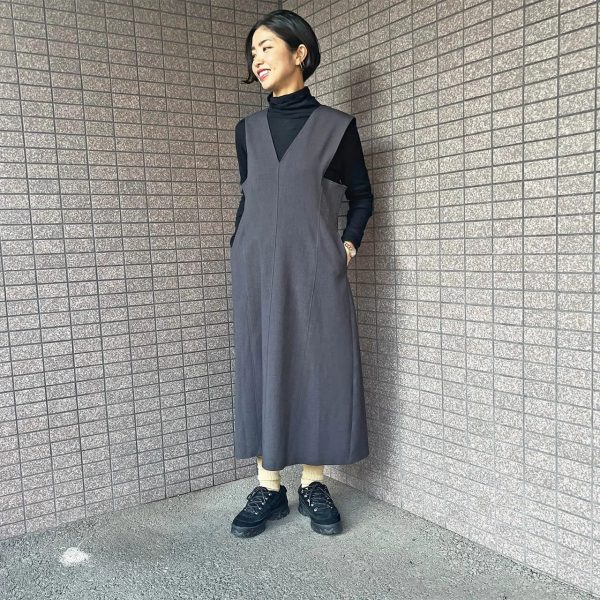 Mila Owen
【吉村友希さんコラボ】Vネックパネルラインジャンパースカート
￥12,430（税込）