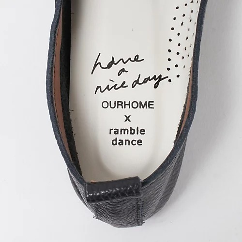 ramble dance　Emiさん×ramble dance イタリアンレザースリッポン￥14,080（税込）～