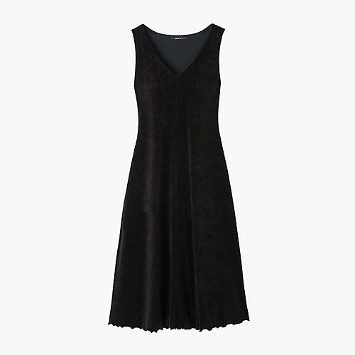 DAISY LIN

Dress ”Perfect Dream”

￥53,900