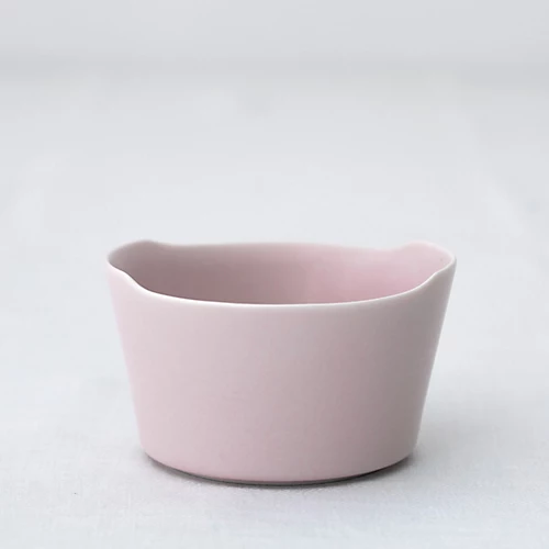 いつもの食事が特別に！【yumiko iihoshi porcelain】の“おいしい食器”