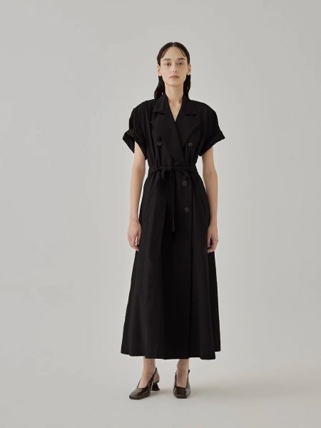 AKIRANAKA

Leila trench dress

￥75,900