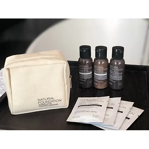 NATURAL FOUNDATION

TRAVEL POUCH

￥3,740