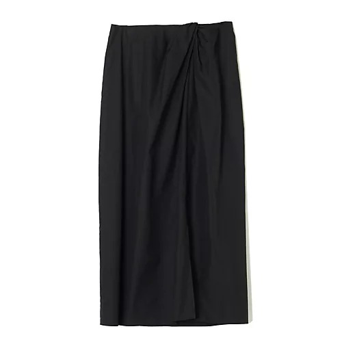 YLEVE
ツイストデザインスカート
￥38,500
