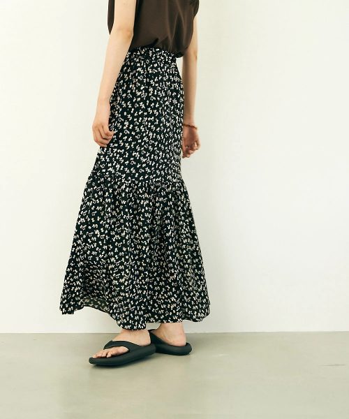 marjour【HPS別注】FLOWER TIERED SKIRT￥11,000