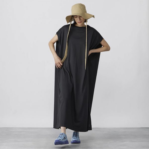 COGTHEBIGSMOKE

JOHANNA DRESS

￥39,600