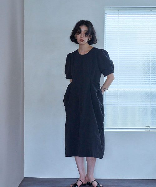 marjour
NYLON DRESS
￥14,850