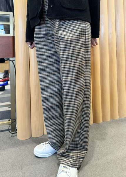 ShinzoneKNIT JACKET￥36,300Shinzone【HPS別注】CHECK PANTS￥29,700