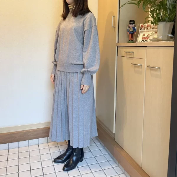 12closet
【洗える】モックネック＆プリーツスカート ニットセットアップ
￥19,800