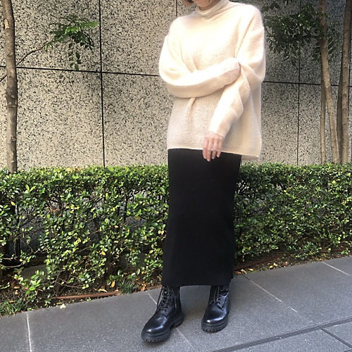 loin.
モヘアプルオーバー
￥28,600 ￥20,020（税込）（30％OFF）