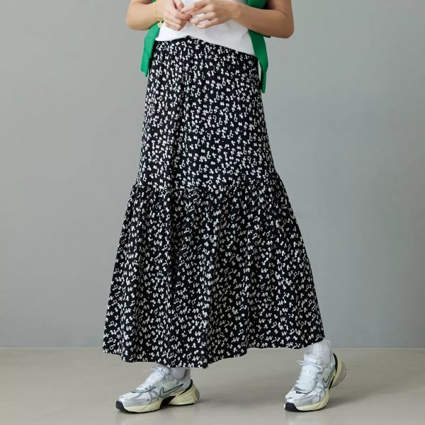 marjour
【HPS別注】FLOWER TIERED SKIRT
￥11,000