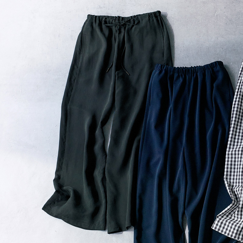 エクラ 華組ふたりが、エクラプレミアム厳選のアイテムを試着 éclat2025年6月号特集