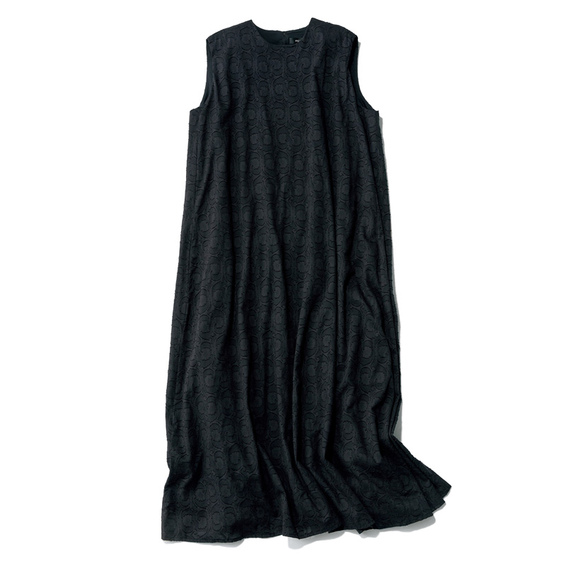 エクラ 華組ふたりが、エクラプレミアム厳選のアイテムを試着 éclat2025年6月号特集