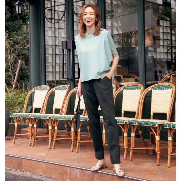 E by eclat
涼やかポンチョ風ブラウス
￥14,300