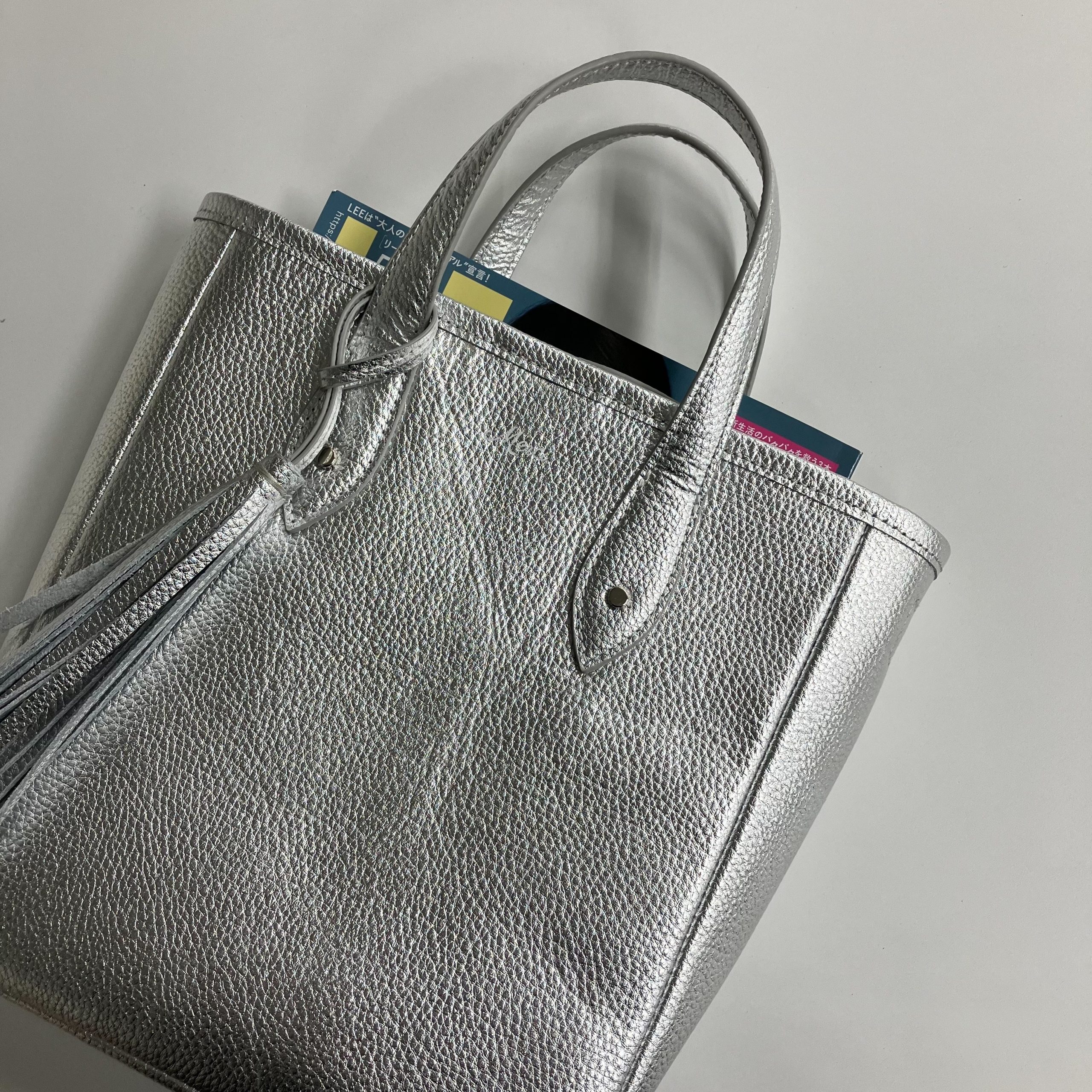 【完売前にチェック！】持つだけで洒落見え！小さくても頼れる2WAYレザートート【12closet】