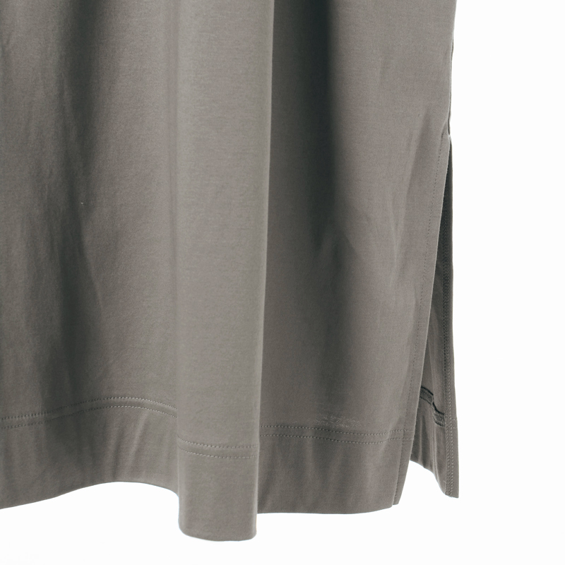 【50代　ファッション】涼感ラグジュアリーな「夏の快適ワードローブ」 éclat2025年7・8月合併号特集