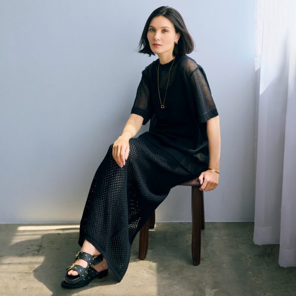 大人のエッセンシャルアイテム -vol.34- ARGIETのシアーニットプルオーバー　éclat2025年7・8月合併号特集