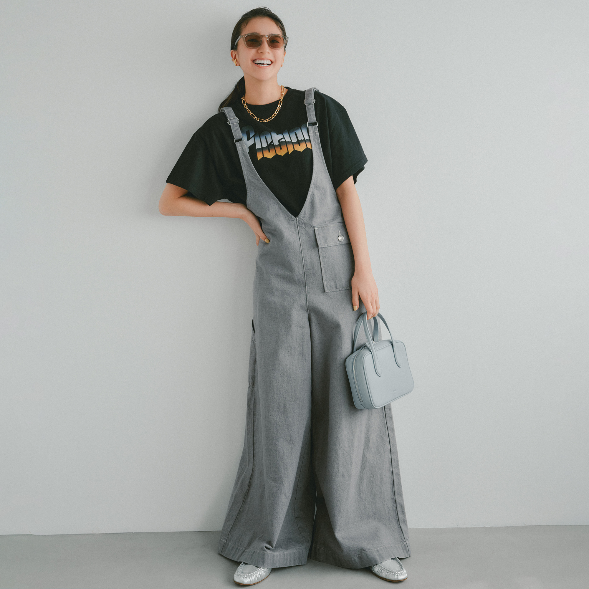 今はきたい２大トレンドは「ワイドパンツ」＆「オールインワン」