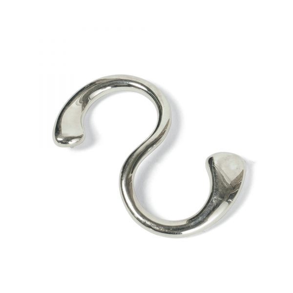 暑さ本番！ 小物が着こなしのカギになる éclat2025年9月号特集