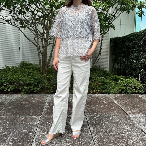 【50代夏トップス】甘すぎない“大人のレース”が上品！装い華やぐエクラ別注レーストップス