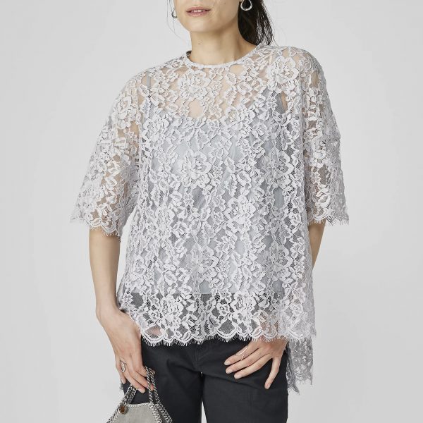 【50代夏トップス】甘すぎない“大人のレース”が上品！装い華やぐエクラ別注レーストップス