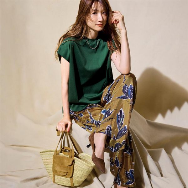 猛暑でも、「色」と「小物」で秋気分をひとさじ