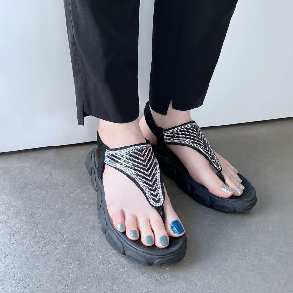 enchantedビーズアクセントトングバックゴムスニーカーサンダル￥9,900 