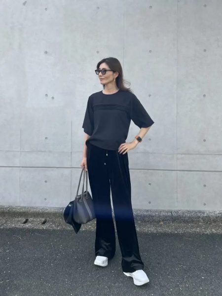 【エクラ 華組　梁瀬理砂さん】『E by eclat 』のシアーピンタックTブラウスを着回ししてみました