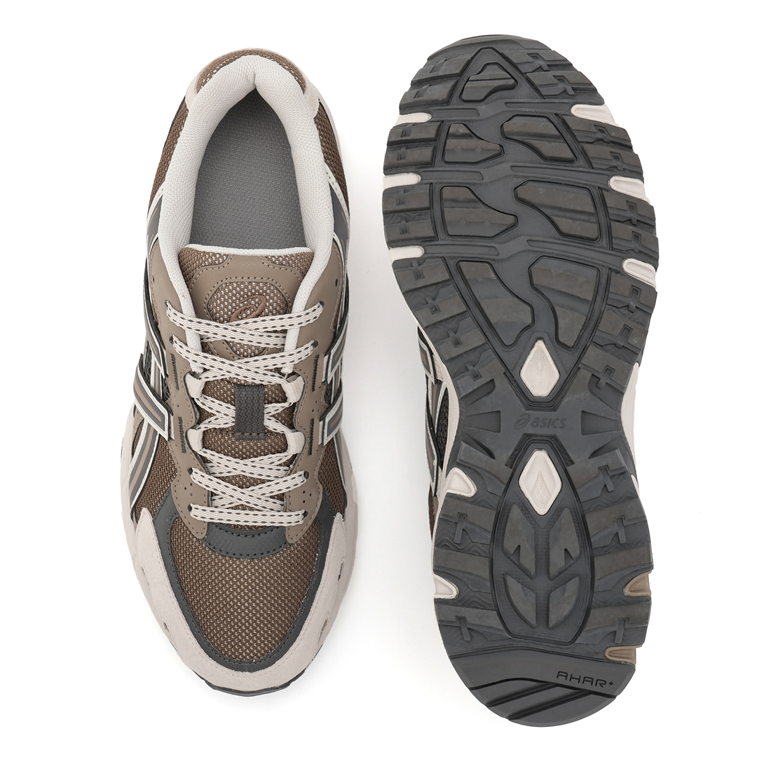 アシックススポーツスタイルのGEL-SONOMA TR62サブカット2