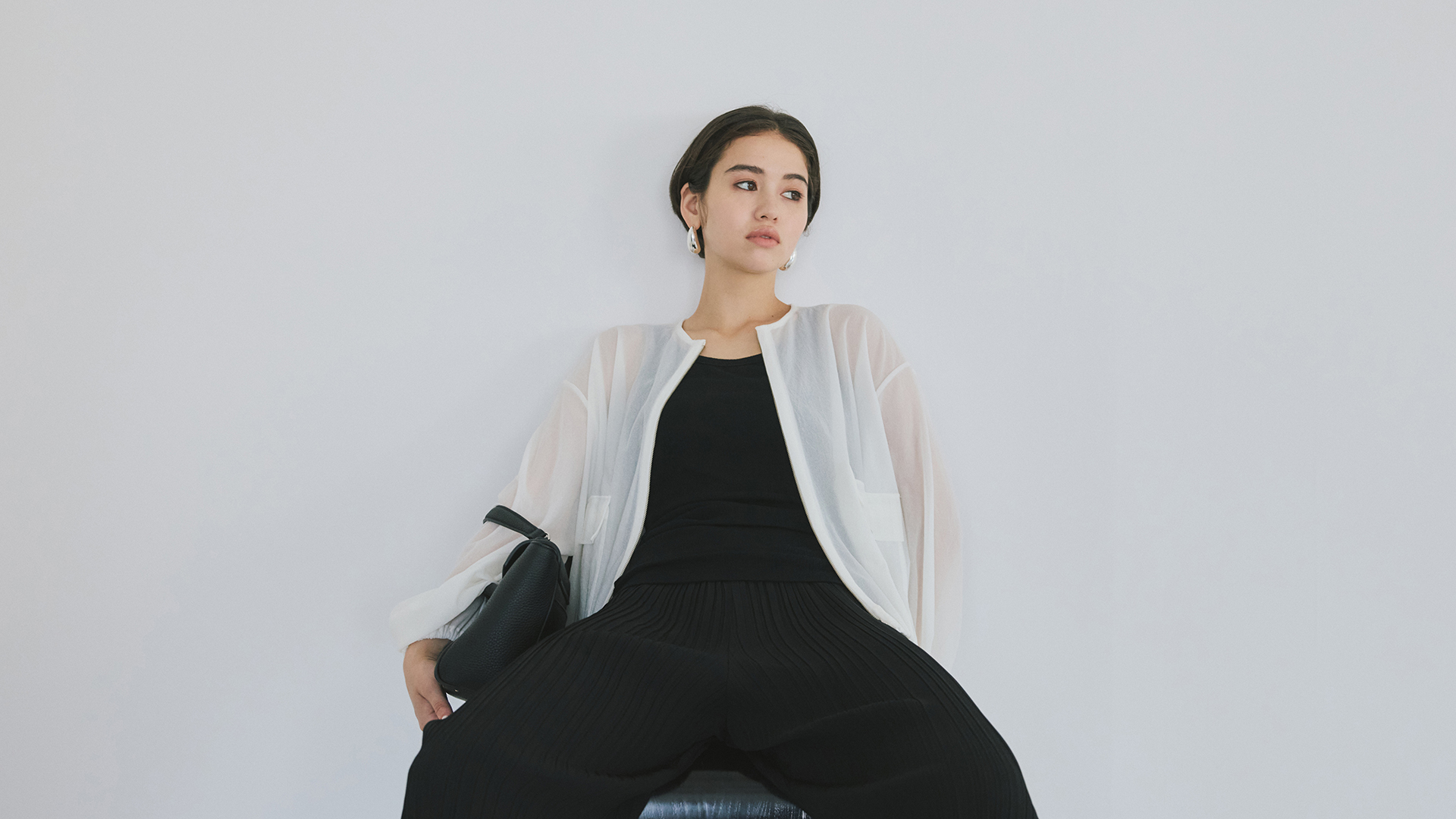 【suadeo】夏から秋へのスイッチコーデはブルゾンで解決！ | GOOD THINGS Vol.75