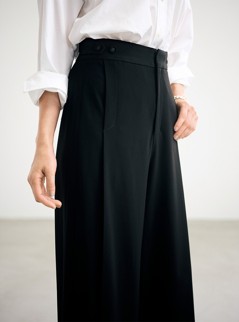 エクラプレミアム発！優美なセミワイドパンツ誕生 éclat2025年10月号特集