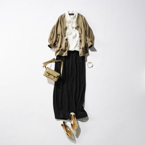 【残暑～秋・50代コーデ】黒ロングスカートで叶える上品＆楽ちんスタイル6選