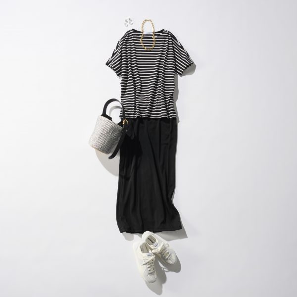 【残暑～秋・50代コーデ】黒ロングスカートで叶える上品＆楽ちんスタイル6選