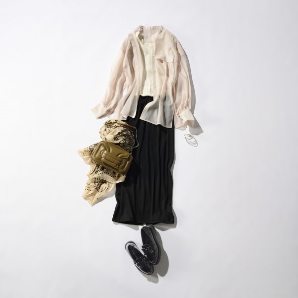 【残暑～秋・50代コーデ】黒ロングスカートで叶える上品＆楽ちんスタイル6選