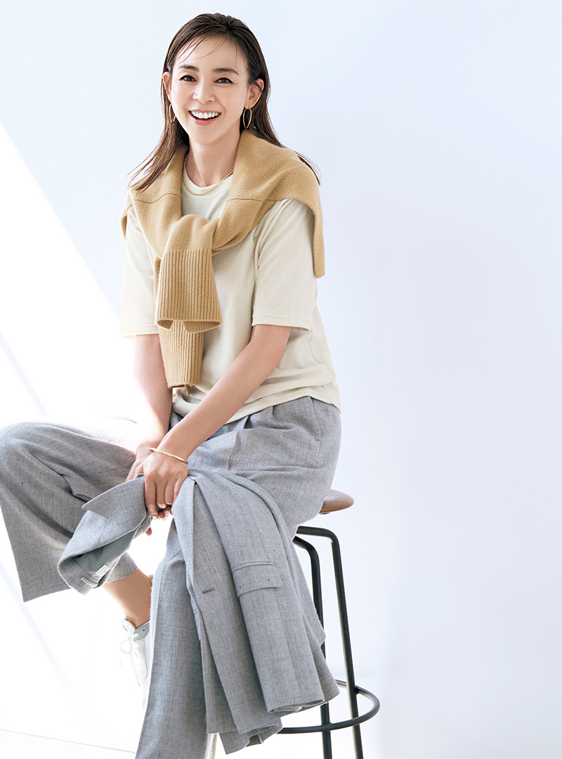 50代秋コーデ決定版！頼れる着映えトップス6選 éclat2025年10月号特集