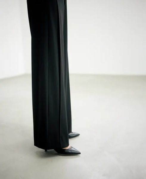 【50代 パンツ】E by éclat「優美なセミワイドパンツ」4つの魅力を徹底解説！