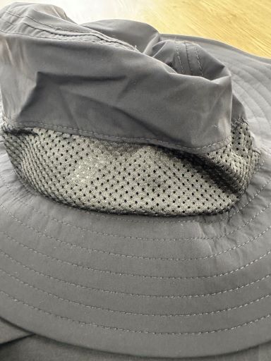 50代のお肌を360度紫外線からガード！！水着に使用される素材で作られた「Speed・UVハット」 