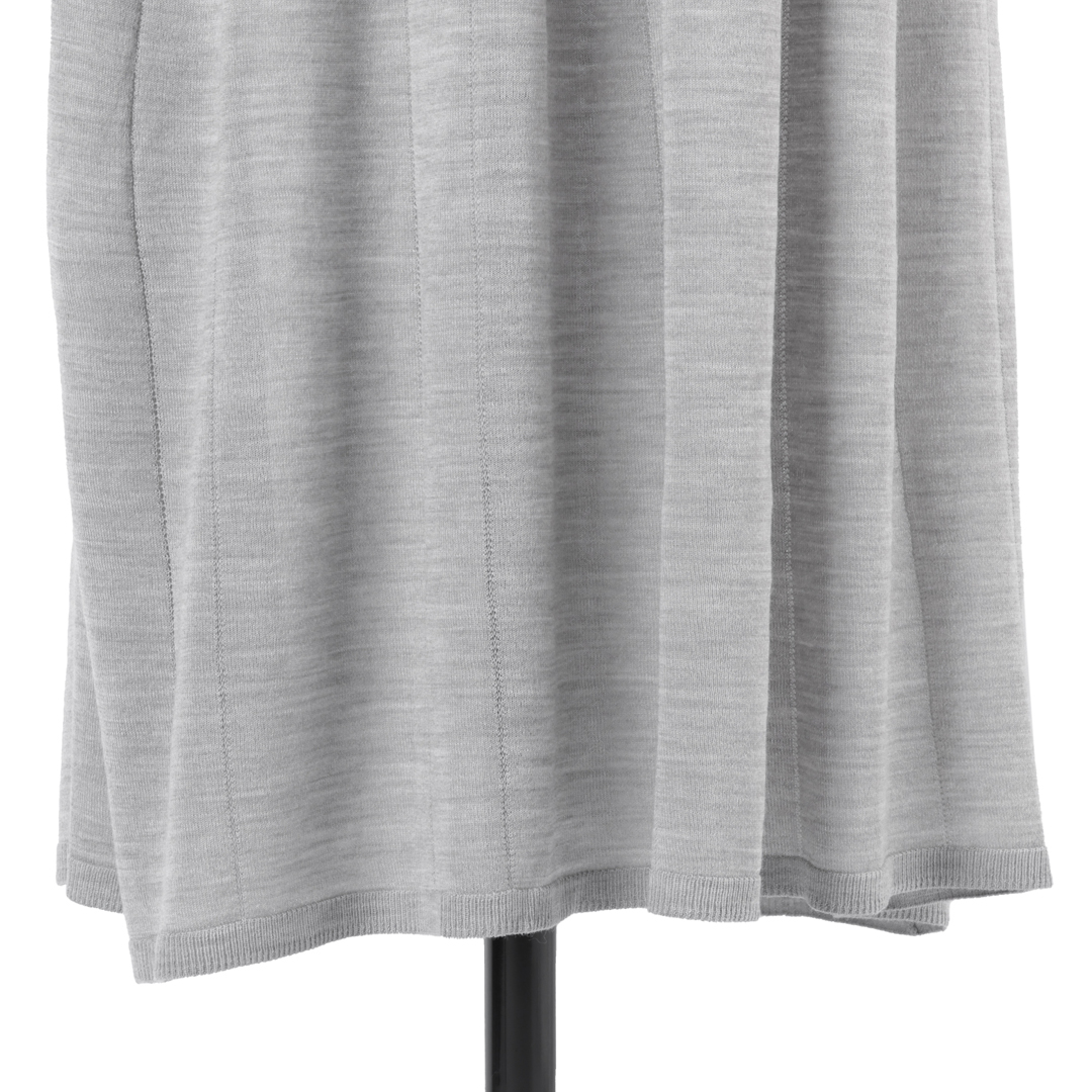 エムセブンデイズの【徳原文子さんコラボ】シアーニットギャザースカートZOOM!