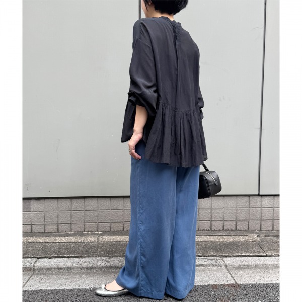 【着比べ＆コーディネートをご紹介！】晩夏＆初秋に頼れる 落ち感セミワイドパンツの魅力を徹底解説 #40代・50代コーデ#LEEマルシェ#12closet