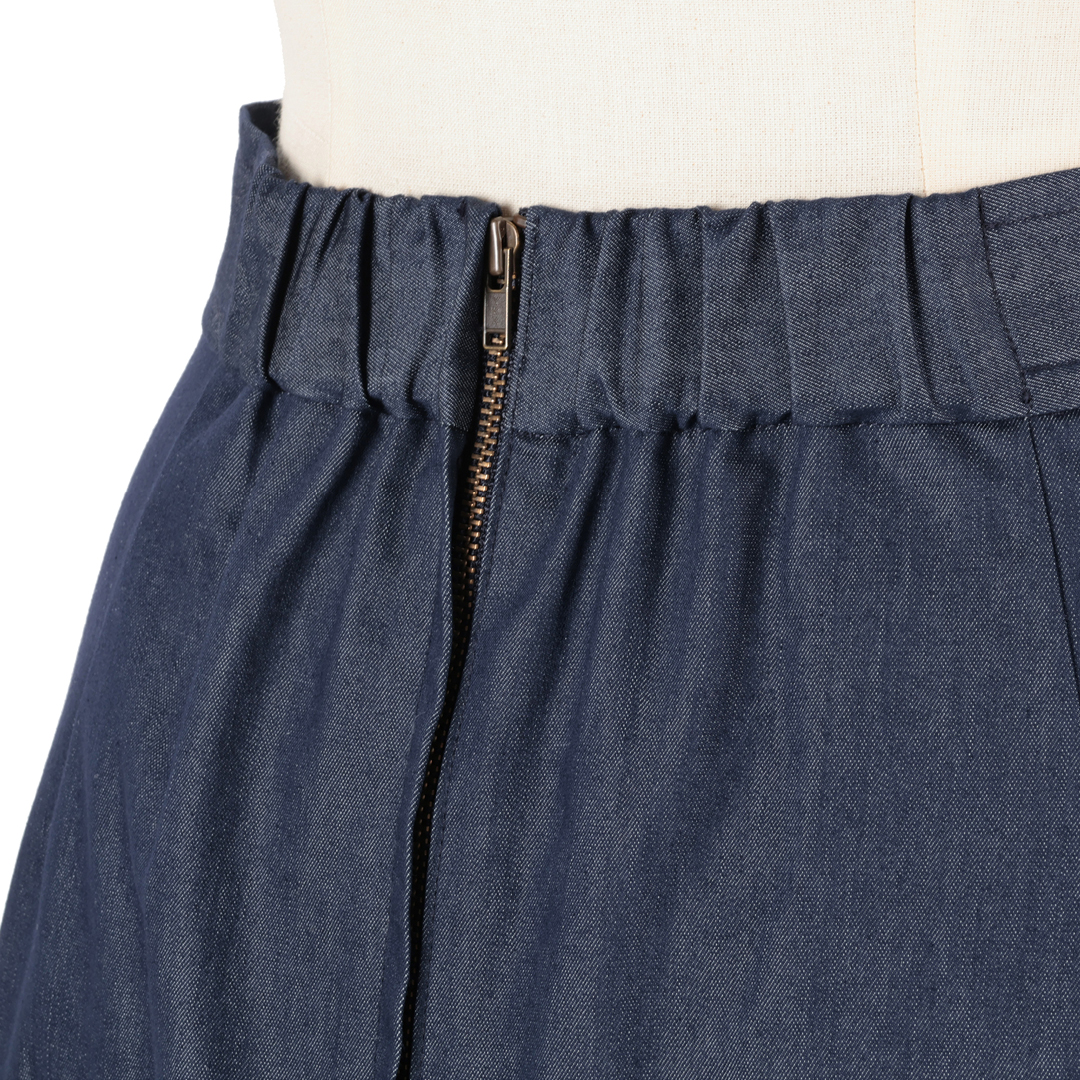 エムセブンデイズの【徳原文子さんコラボ】AラインスカートZOOM!