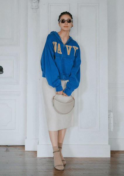 大人のスウェットこなれ術