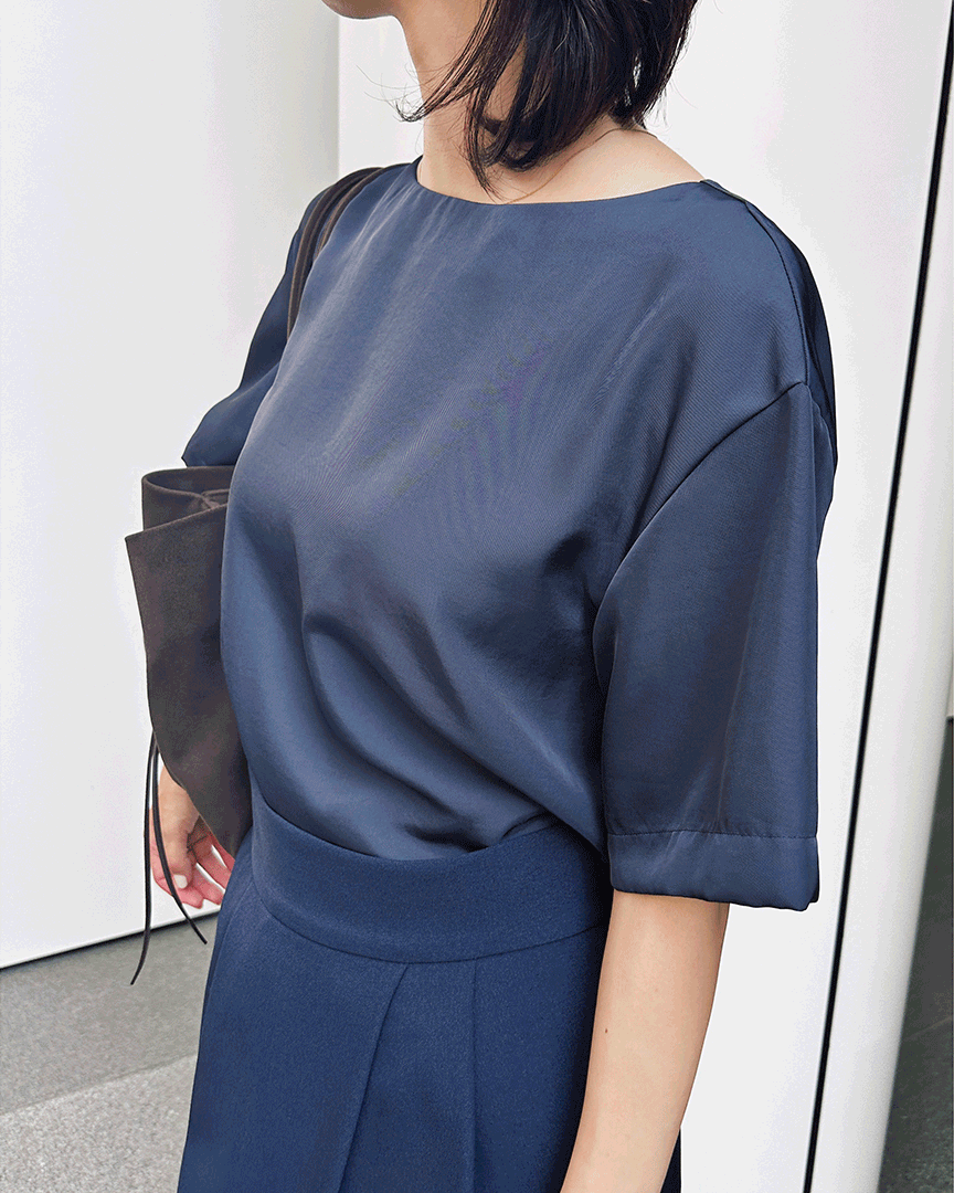 M7days
艶五分袖Tブラウス
