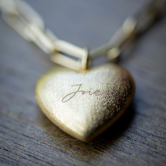 【大好評企画が再び実現】雅姫さん × CONVERSE（コンバース）のコラボ第2弾！こなれカラーの「オールスター」が誕生！