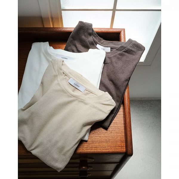 suadeoコットン混ブークレーTシャツ￥8,800 