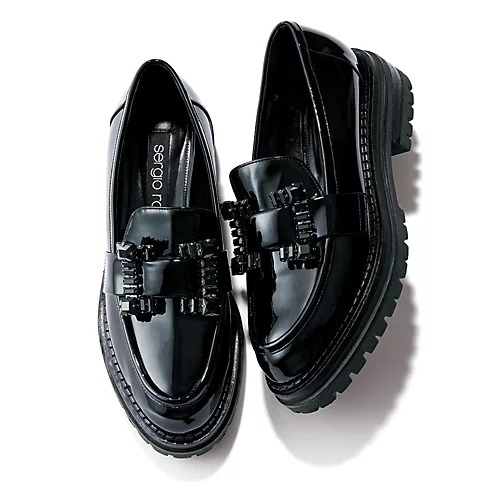 【残暑～秋・50代コーデ】黒ロングスカートで叶える上品＆楽ちんスタイル6選